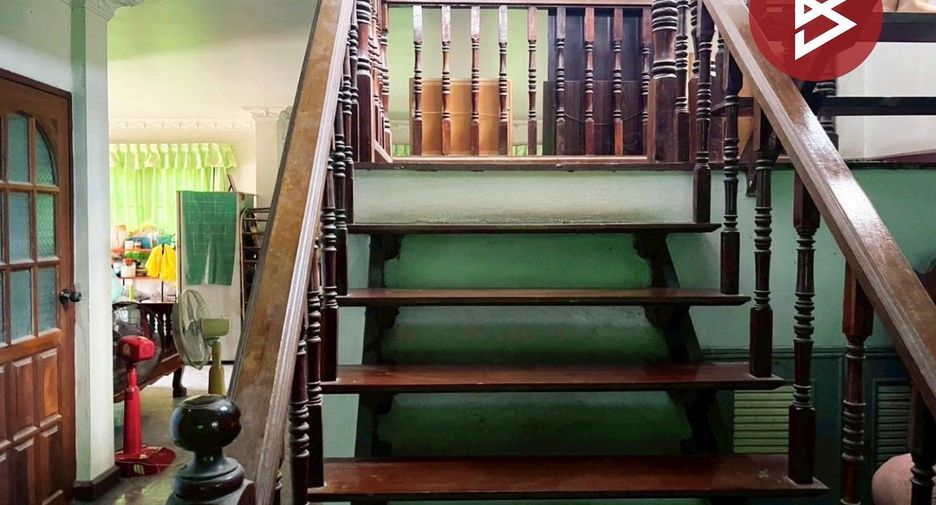 Casa en venta de 4 habitaciones en Doem Bang Nang Buat, Suphan Buri