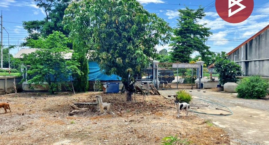 Casa en venta de 4 habitaciones en Doem Bang Nang Buat, Suphan Buri