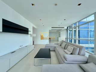 For rent 4 bedrooms condo in Pathum Wan, Bangkok