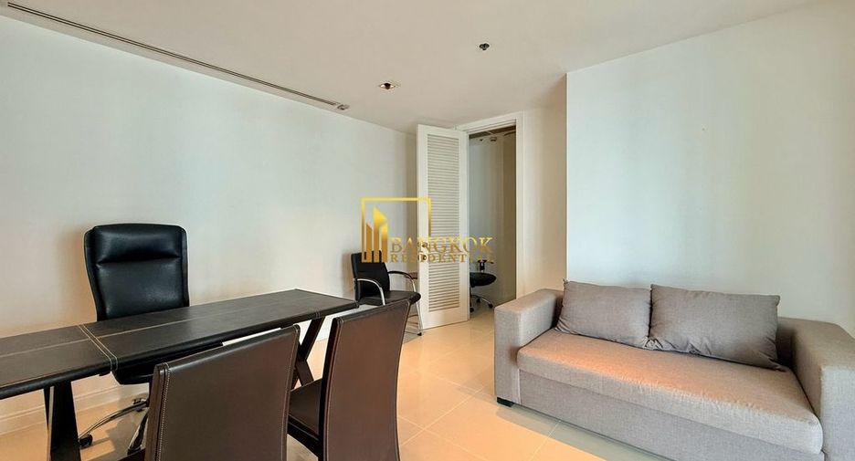 For rent 4 bedrooms condo in Pathum Wan, Bangkok
