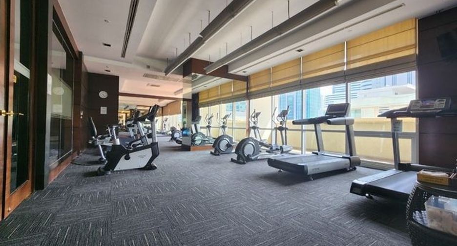 For rent 4 bedrooms condo in Pathum Wan, Bangkok