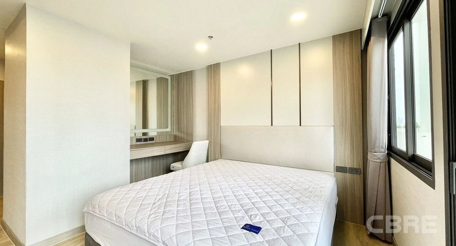 For sale 4 bedrooms condo in Khlong Toei, Bangkok