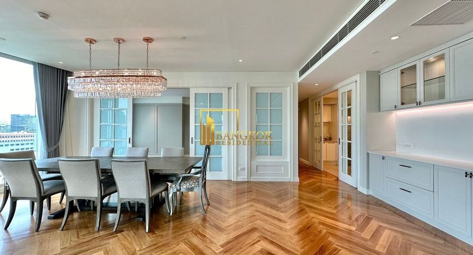 For rent 4 bedrooms condo in Pathum Wan, Bangkok