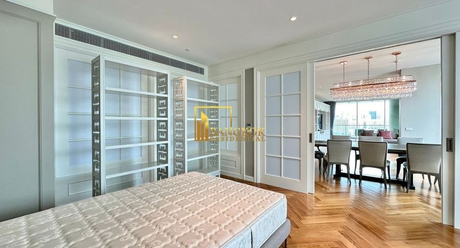 For rent 4 bedrooms condo in Pathum Wan, Bangkok