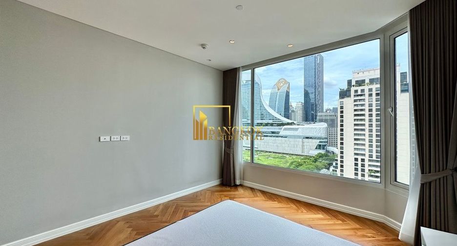 For rent 4 bedrooms condo in Pathum Wan, Bangkok