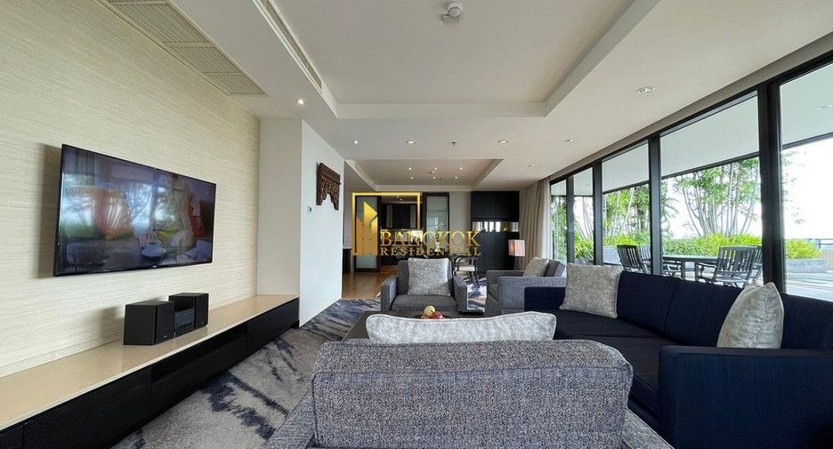 For rent 2 ベッドルーム serviced apartment in Khlong Toei, Bangkok
