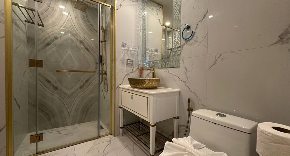 Condo en alquiler de 2 habitaciones en Bang Lamung, Chonburi