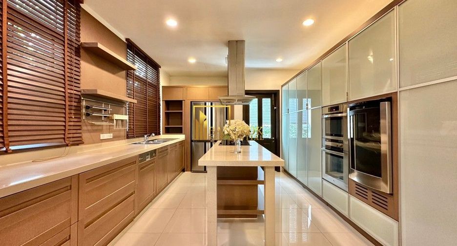 Villa zur Miete mit 4 Zimmer in Yan Nawa, Bangkok