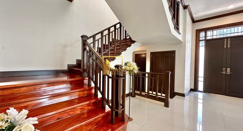 Villa zur Miete mit 4 Zimmer in Yan Nawa, Bangkok