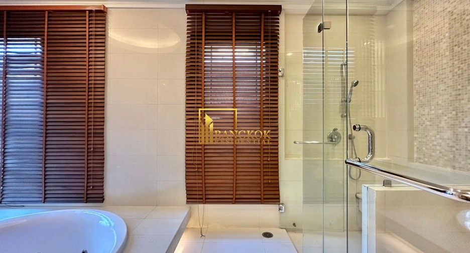 Villa zur Miete mit 4 Zimmer in Yan Nawa, Bangkok