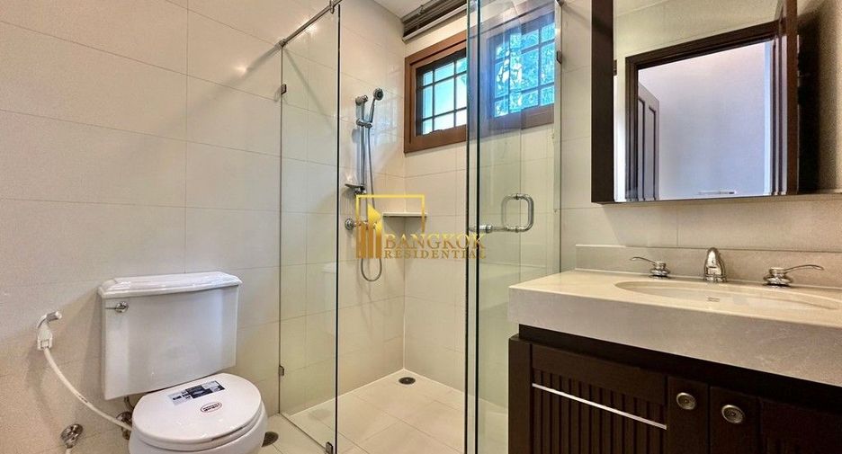 Villa zur Miete mit 4 Zimmer in Yan Nawa, Bangkok