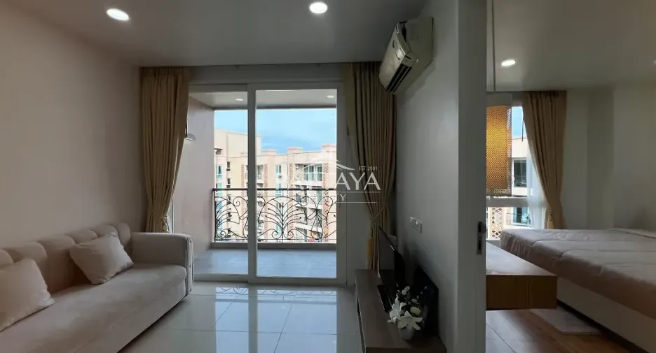 Wohnung zur Miete und zum Kauf mit 1 Zimmer in Bang Lamung, Chonburi