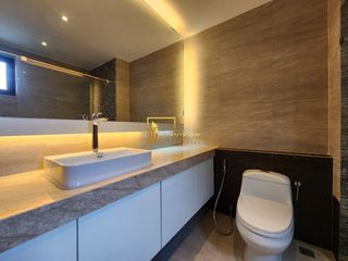 For rent 4 ベッドルーム villa in Khlong Toei, Bangkok