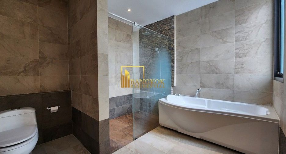 For rent 4 ベッドルーム villa in Khlong Toei, Bangkok