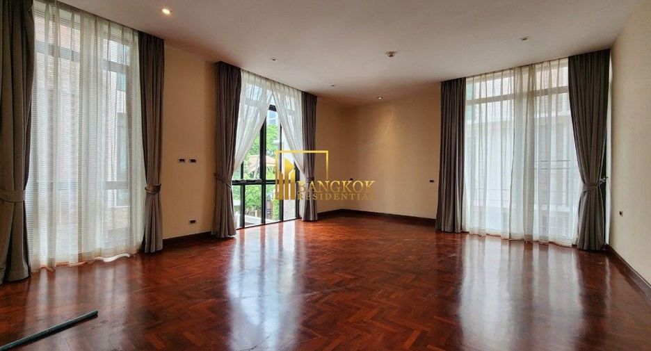 For rent 4 ベッドルーム villa in Khlong Toei, Bangkok