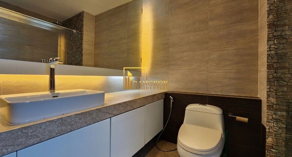 For rent 4 ベッドルーム villa in Khlong Toei, Bangkok