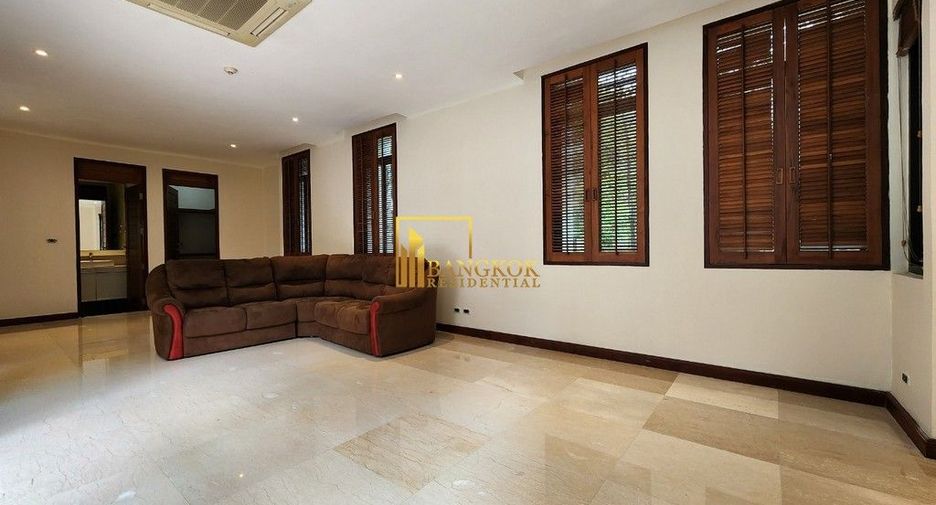 For rent 4 ベッドルーム villa in Khlong Toei, Bangkok