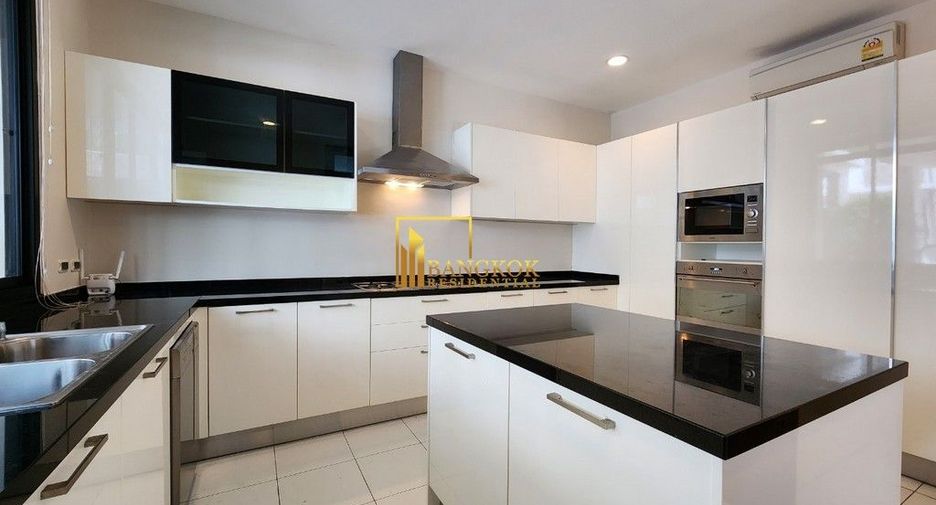 For rent 4 ベッドルーム villa in Khlong Toei, Bangkok