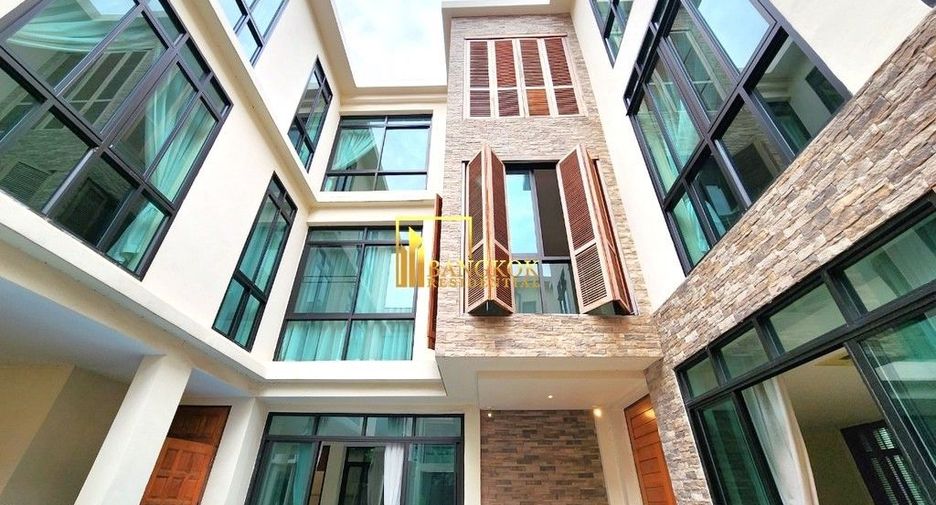 For rent 4 ベッドルーム villa in Khlong Toei, Bangkok