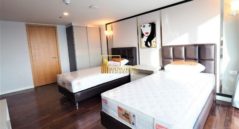 Condo en alquiler de 4 habitaciones en Watthana, Bangkok