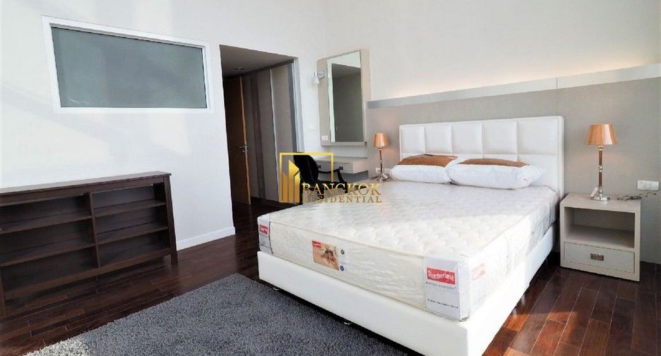Condo en alquiler de 4 habitaciones en Watthana, Bangkok
