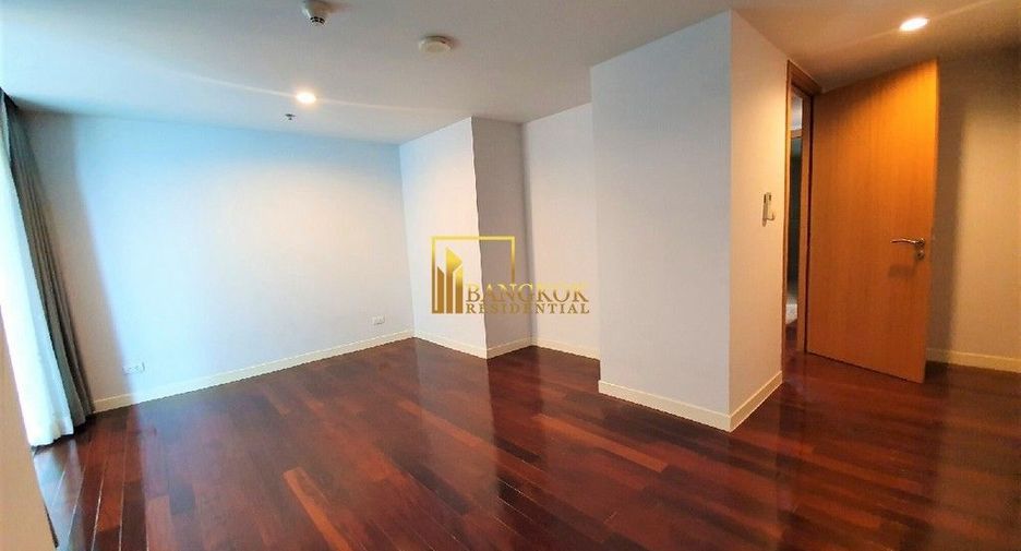 Condo en alquiler de 4 habitaciones en Watthana, Bangkok