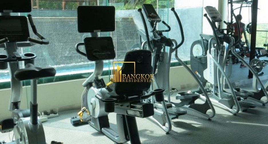 Condo en alquiler de 4 habitaciones en Watthana, Bangkok