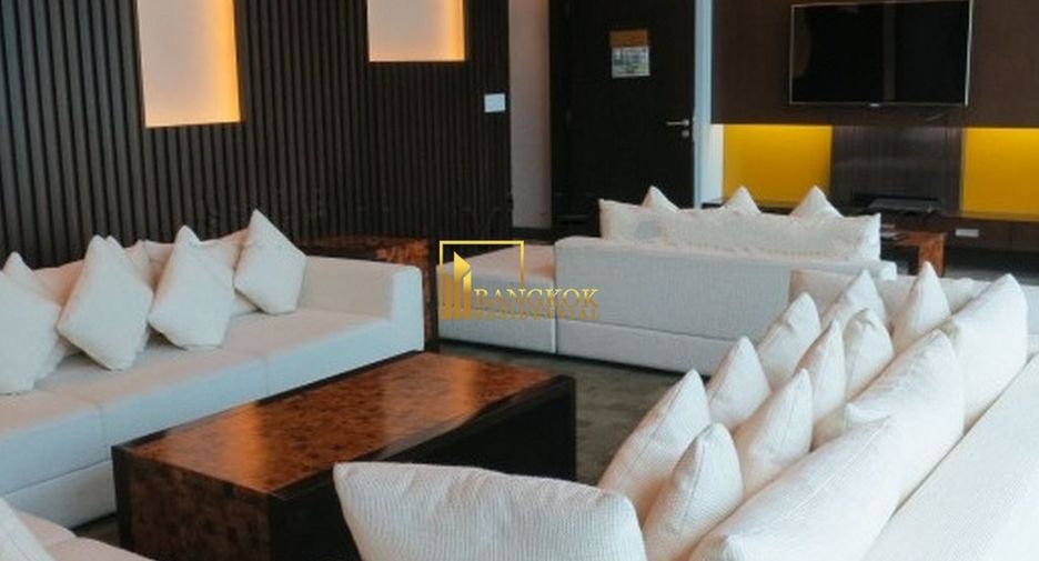 Condo en alquiler de 4 habitaciones en Watthana, Bangkok