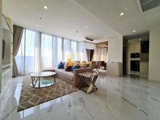 Condo en alquiler de 3 habitaciones en Pathum Wan, Bangkok