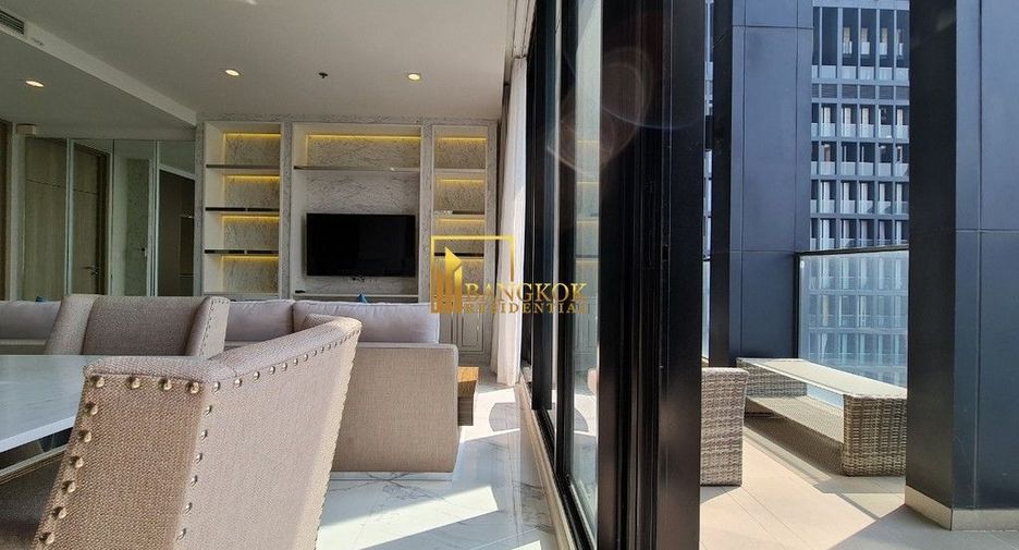 À louer 3 chambres condo à Pathum Wan, Bangkok