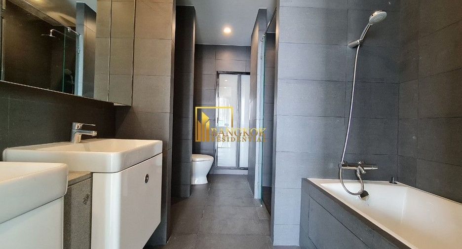 À louer 3 chambres condo à Pathum Wan, Bangkok