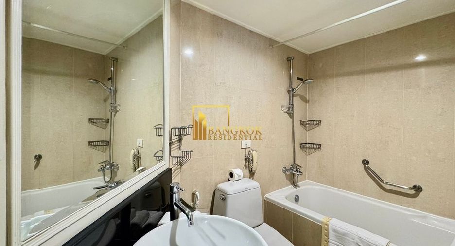 Apartamento con servicios en alquiler de 4 habitaciones en Watthana, Bangkok