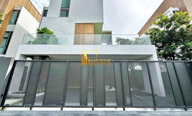 À louer 3 chambres maison à Saphan Sung, Bangkok