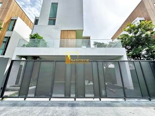 À louer 3 chambres maison à Saphan Sung, Bangkok