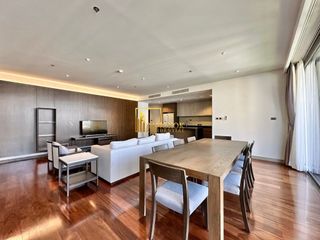 À louer 4 chambres appartement à Khlong Toei, Bangkok