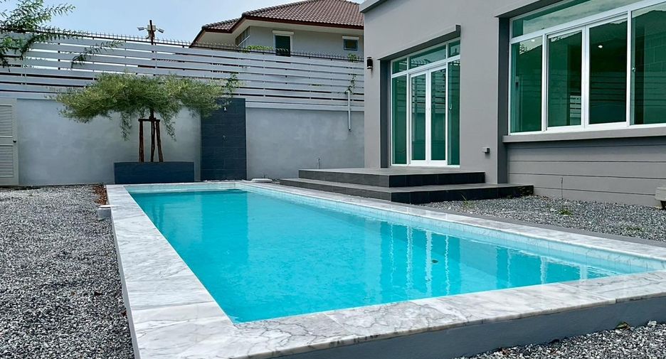 For sale 4 bedrooms house in Mueang Samut Sakhon, Samut Sakhon