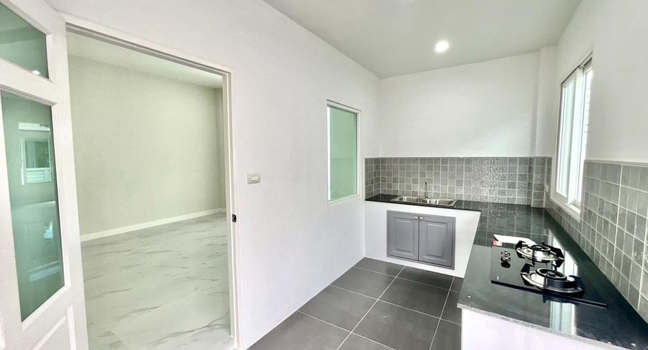 For sale 4 bedrooms house in Mueang Samut Sakhon, Samut Sakhon
