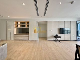 Apartamento con servicios en alquiler de 3 habitaciones en Khlong Toei, Bangkok
