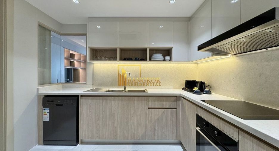 Apartamento con servicios en alquiler de 3 habitaciones en Khlong Toei, Bangkok