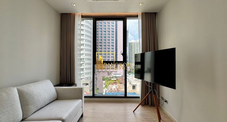 Apartamento con servicios en alquiler de 3 habitaciones en Khlong Toei, Bangkok