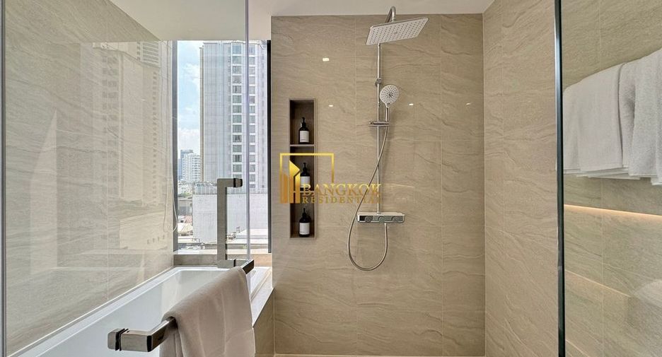 Apartamento con servicios en alquiler de 3 habitaciones en Khlong Toei, Bangkok