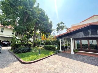 For rent 4 ベッドルーム house in Watthana, Bangkok
