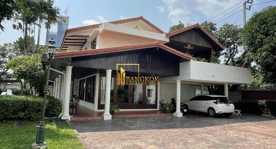 For rent 4 ベッドルーム house in Watthana, Bangkok