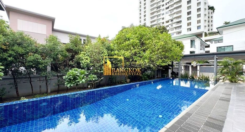 À louer 5 chambres maison à Watthana, Bangkok
