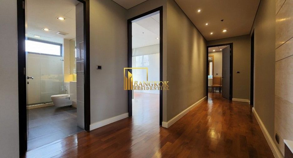 Condo en alquiler de 4 habitaciones en Khlong Toei, Bangkok