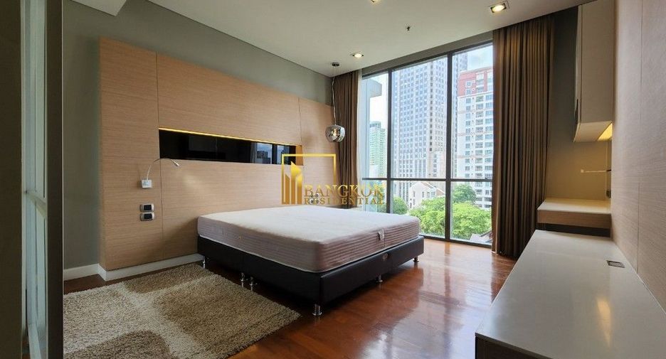 Condo en alquiler de 4 habitaciones en Khlong Toei, Bangkok