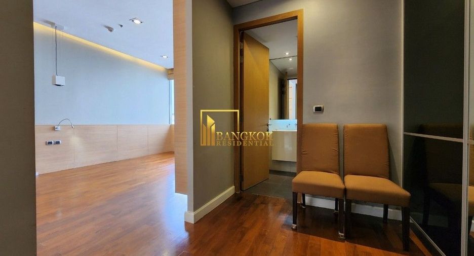 Condo en alquiler de 4 habitaciones en Khlong Toei, Bangkok