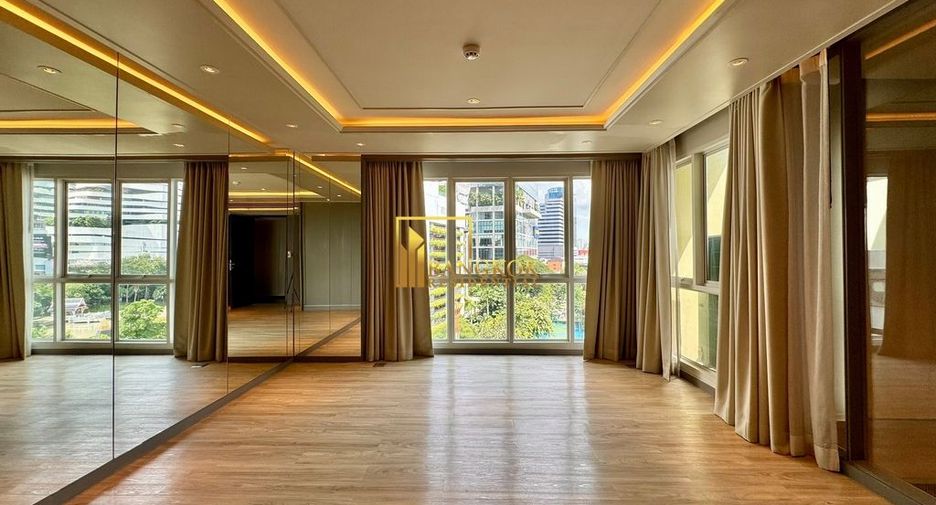Wohnung zur Miete mit 3 Zimmer in Khlong Toei, Bangkok