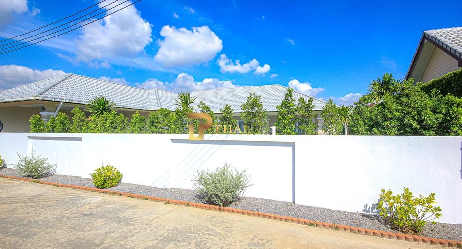 For sale 3 bedrooms villa in Hua Hin, Prachuap Khiri Khan