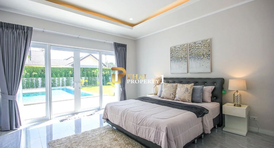 For sale 3 bedrooms villa in Hua Hin, Prachuap Khiri Khan